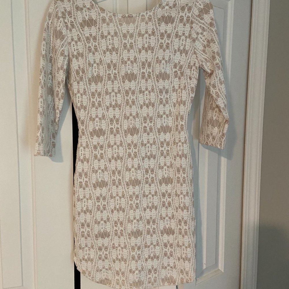 White Dress, Medium